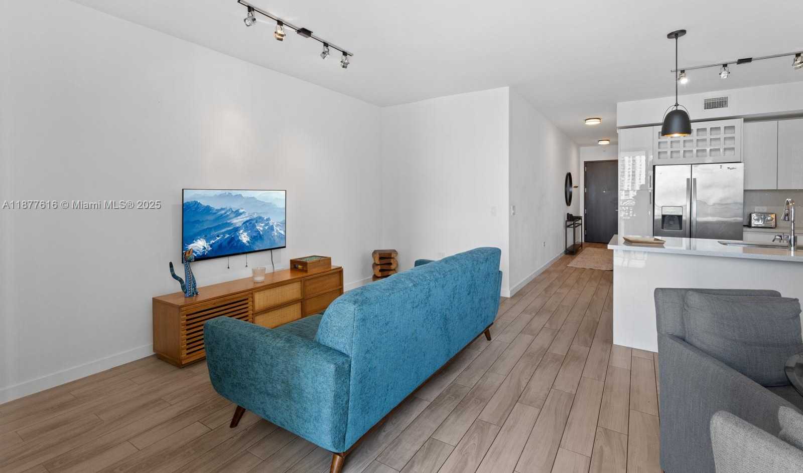 Small Image of 999 SOUTH WEST 1ST AVE #2502, Miami Number 12