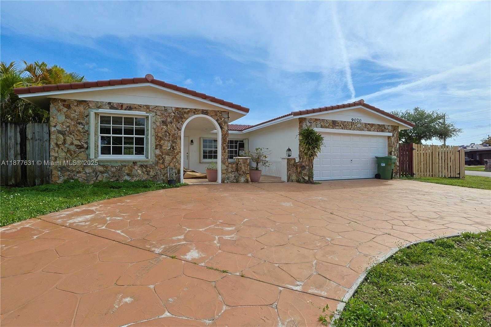 Small Image of 9020 NORTH WEST 21ST CT, Pembroke Pines Number 2