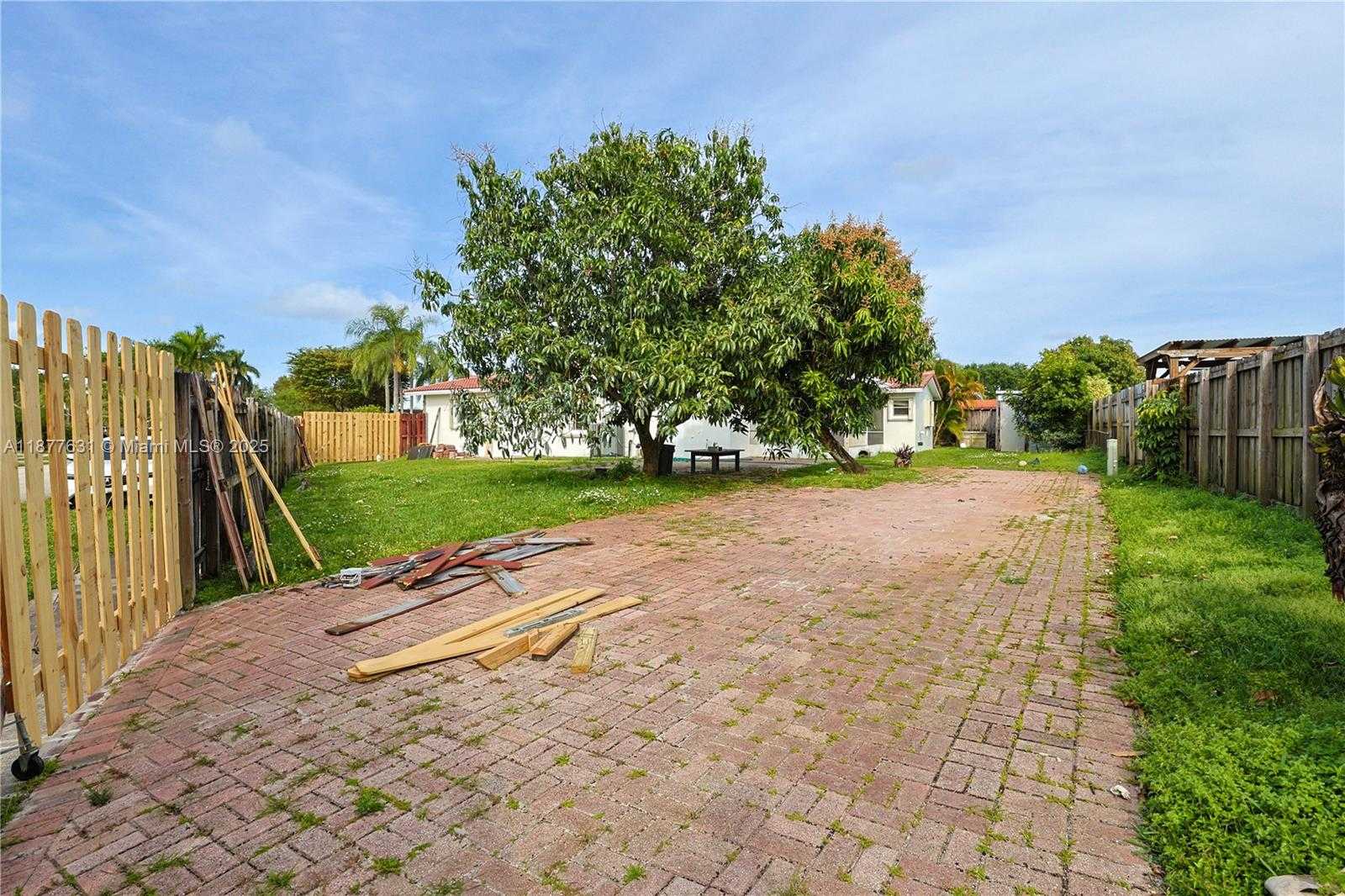 Small Image of 9020 NORTH WEST 21ST CT, Pembroke Pines Number 32