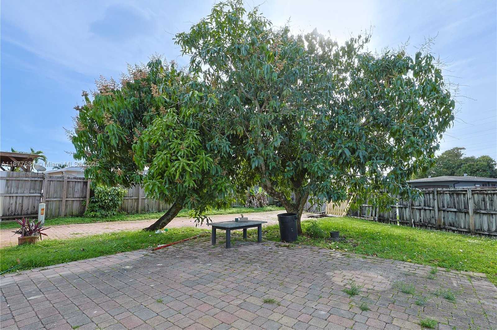 Small Image of 9020 NORTH WEST 21ST CT, Pembroke Pines Number 34