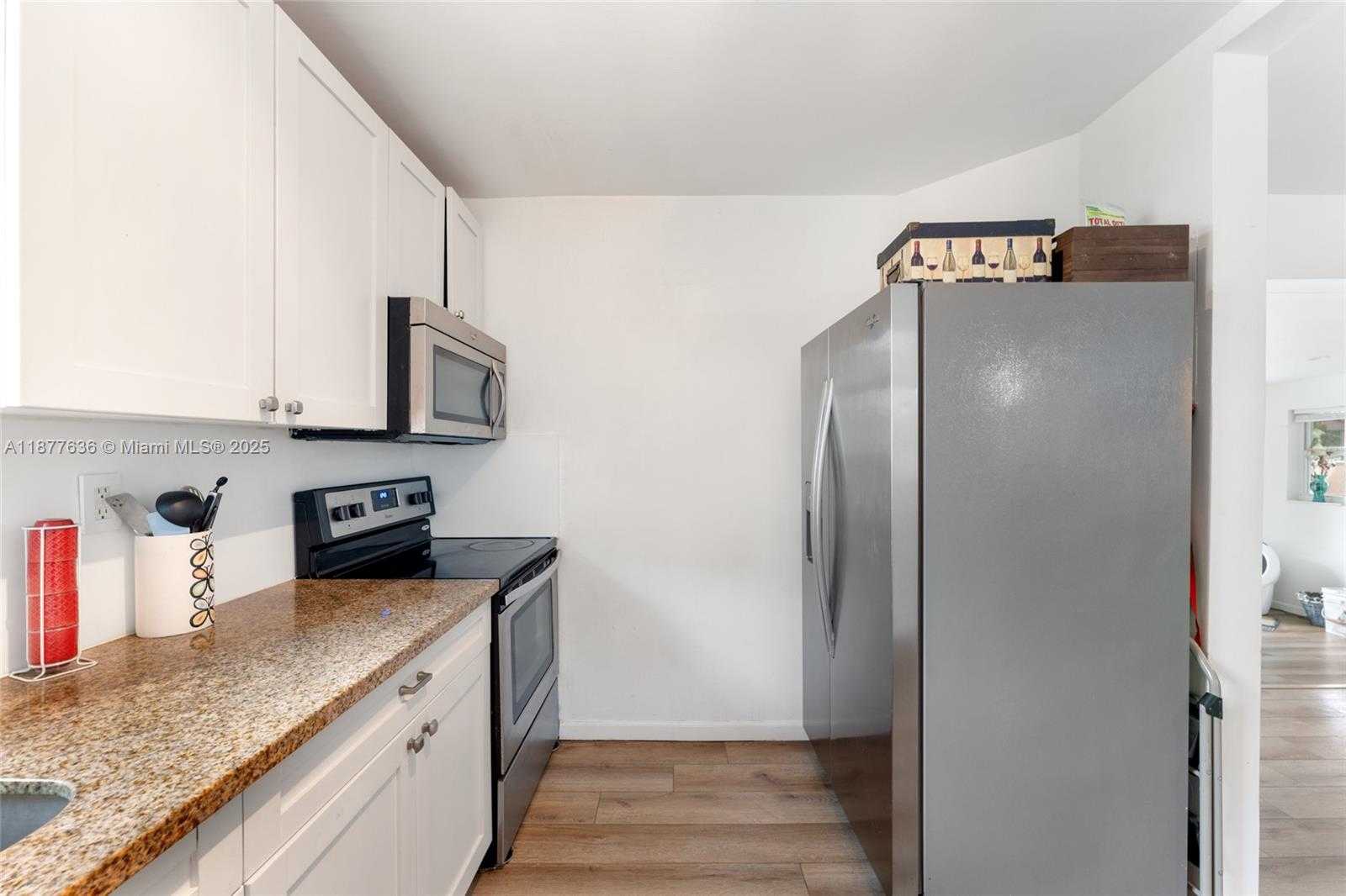 Small Image of 2625 SOUTH WEST 67TH AVE #1, Miami Number 7