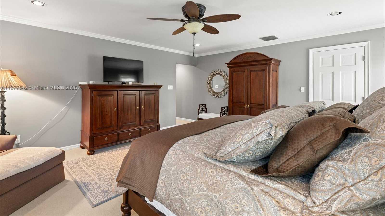 Small Image of 3003 WEST VILLA ROSA PARK, Tampa Number 26