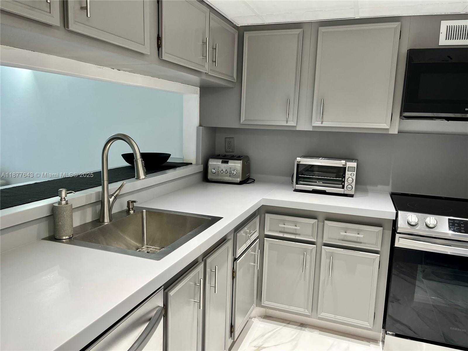 Small Image of 555 NORTH EAST 15TH ST #15G, Miami Number 38