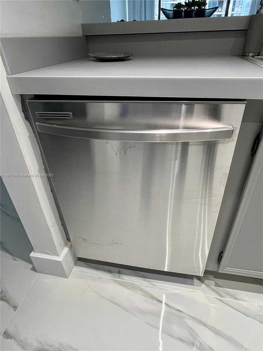 Small Image of 555 NORTH EAST 15TH ST #15G, Miami Number 42