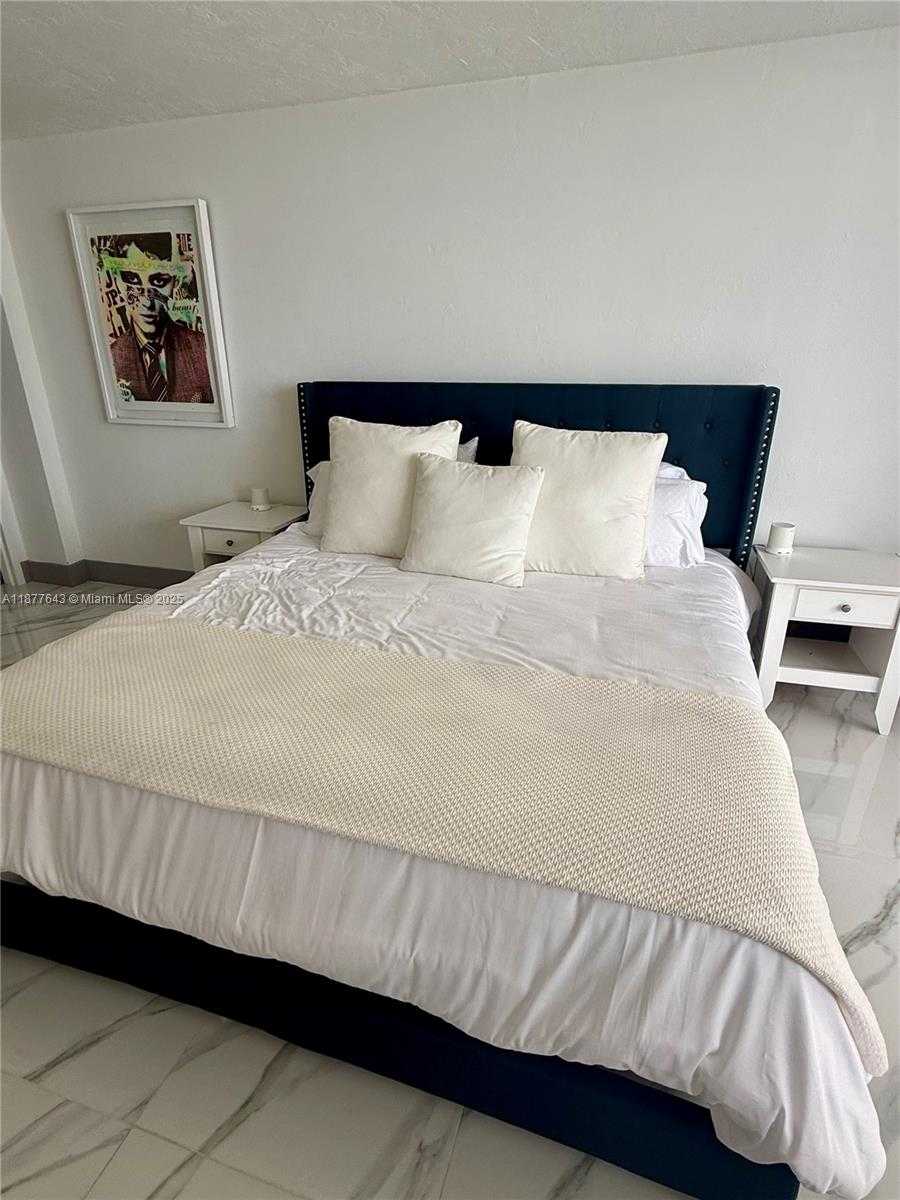 Small Image of 555 NORTH EAST 15TH ST #15G, Miami Number 57