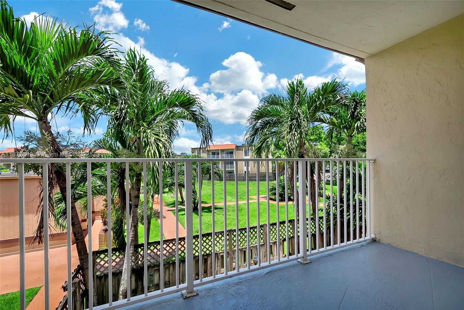 Small Image of 5000 NORTH WEST 79TH AVE #212, Doral Number 12