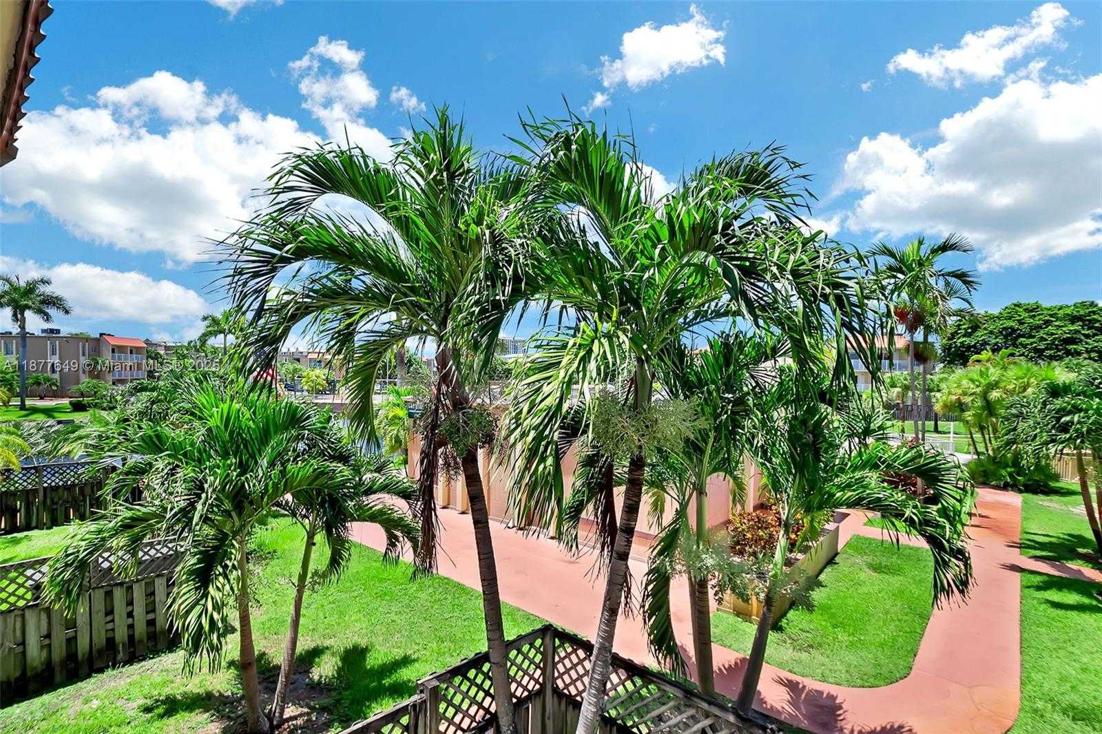 Small Image of 5000 NORTH WEST 79TH AVE #212, Doral Number 15