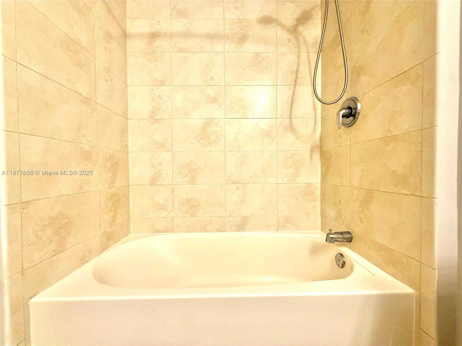 Imagen de Pequeño Objeto