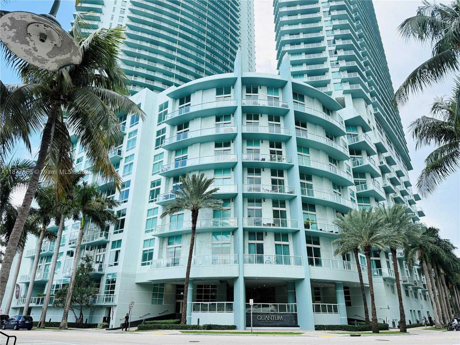 Imagen de Pequeño Objeto