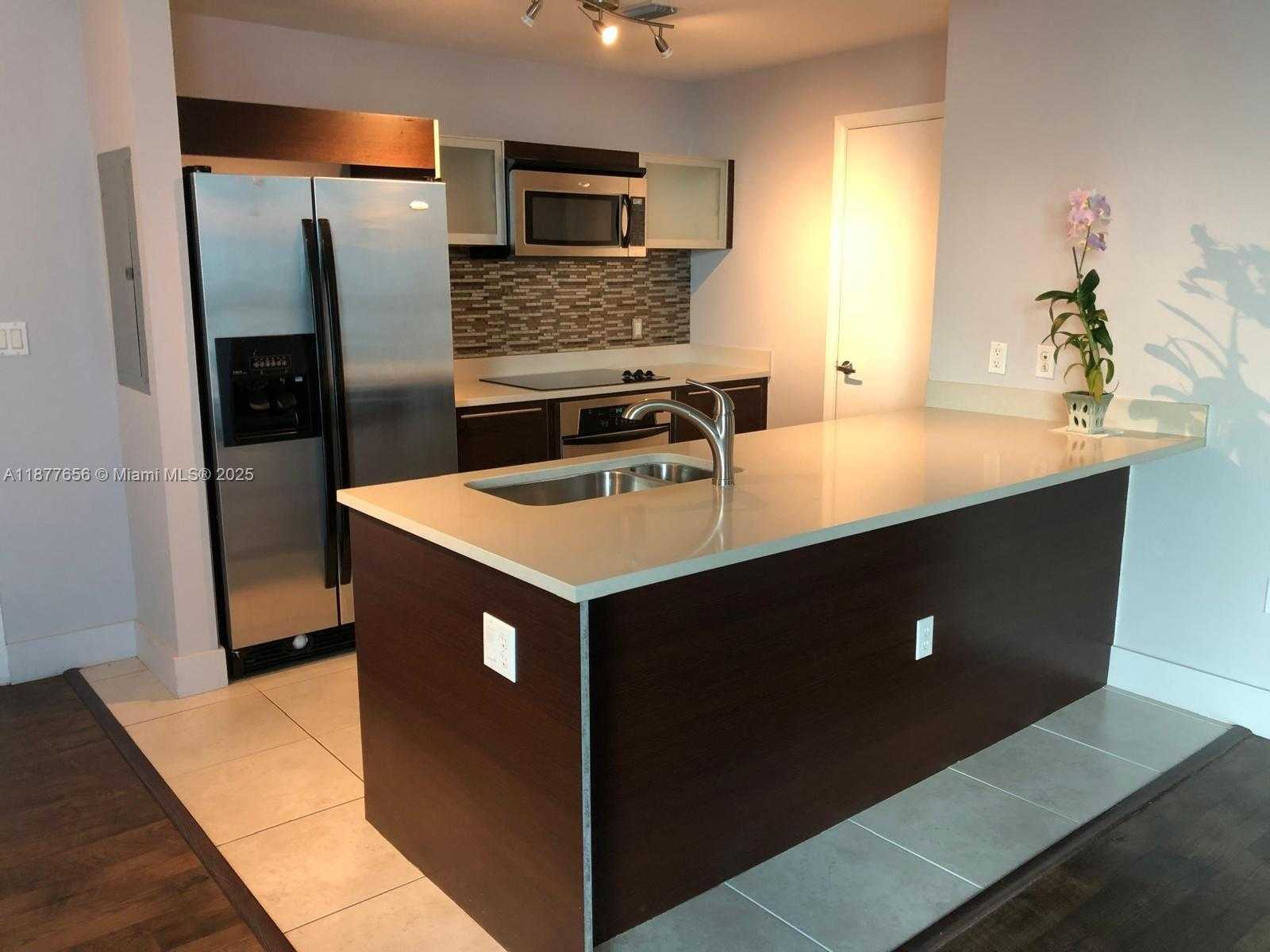 Imagen de Pequeño Objeto