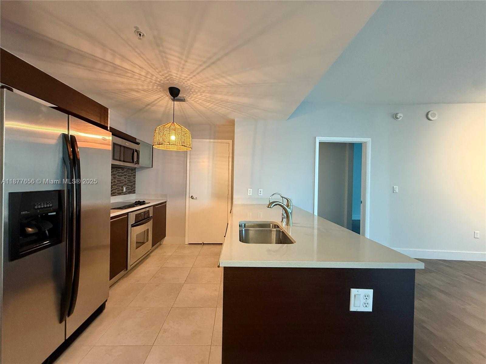 Imagen de Pequeño Objeto