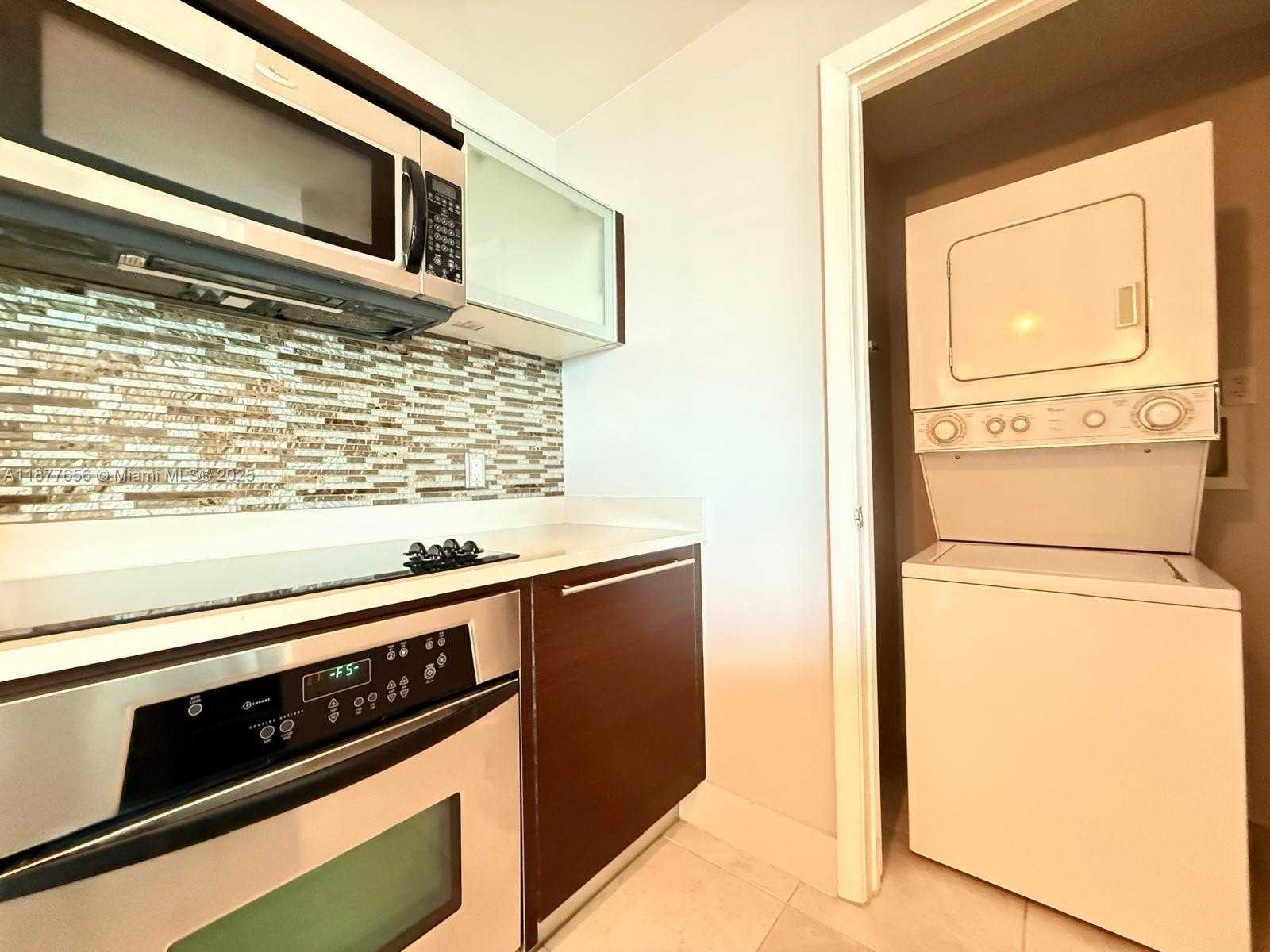 Imagen de Pequeño Objeto