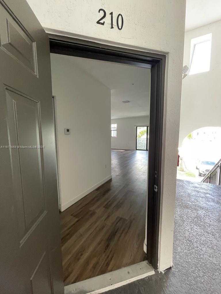 Small Image of 15540 SOUTH WEST 136TH ST #210, Miami Number 34