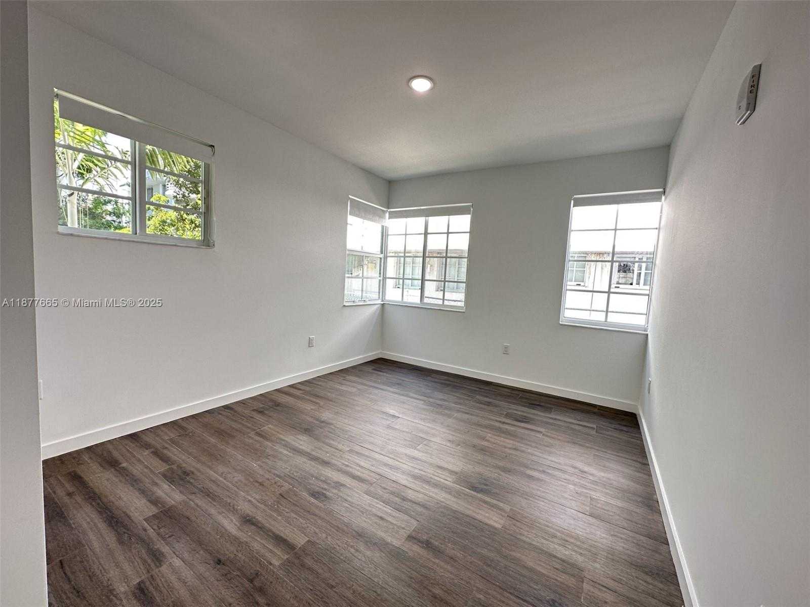 Small Image of 1570 EUCLID AVE #01, Miami Beach Number 7