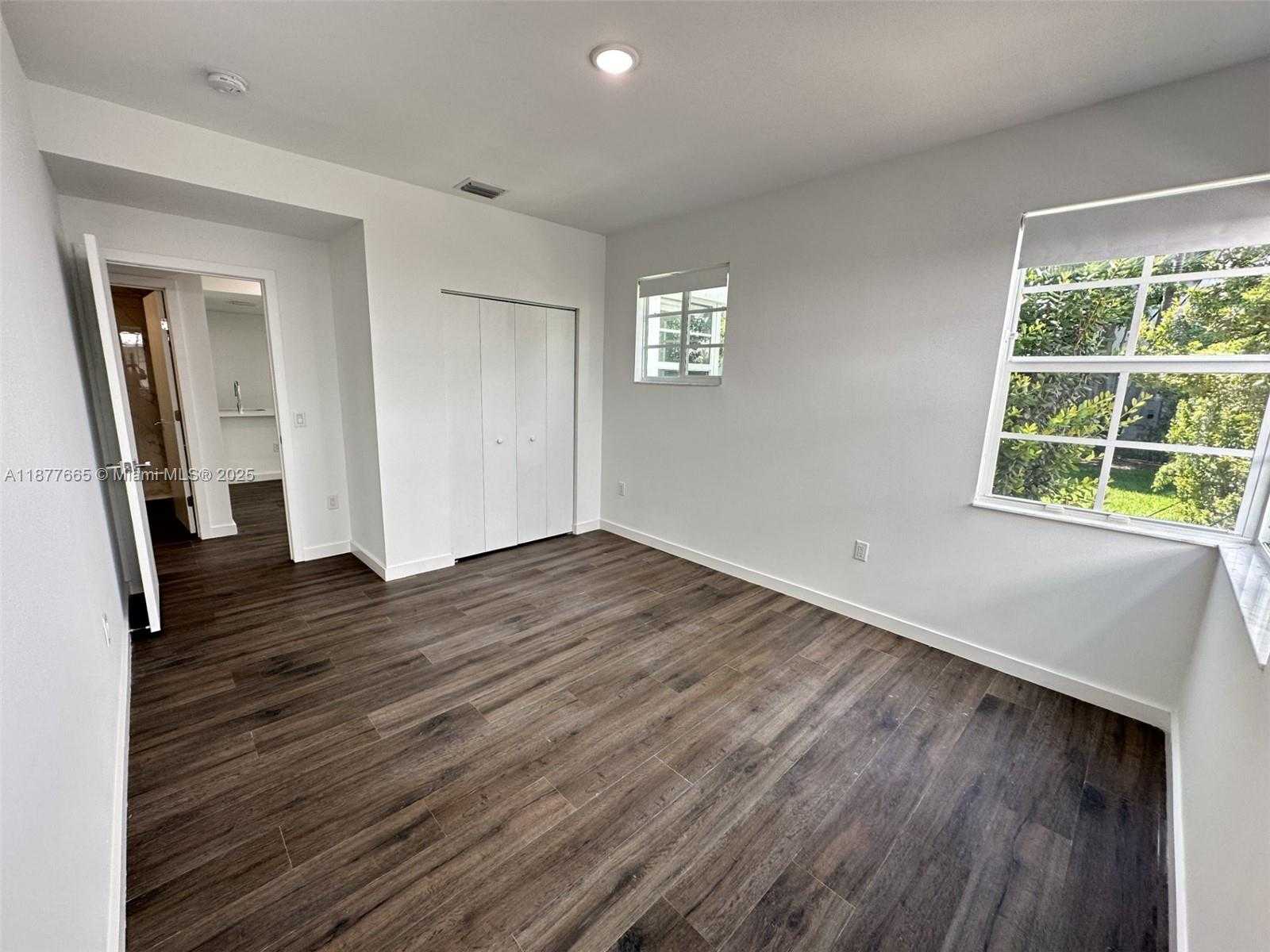 Small Image of 1570 EUCLID AVE #01, Miami Beach Number 8