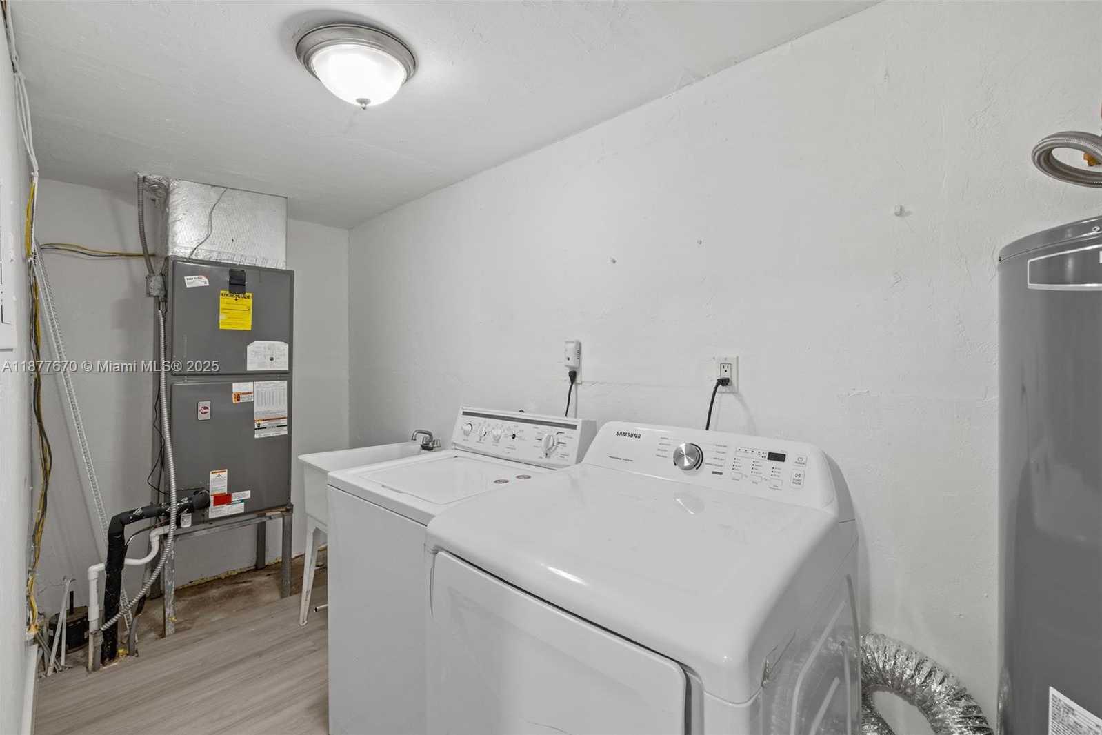 Small Image of 1254 POLK ST, Hollywood Number 11