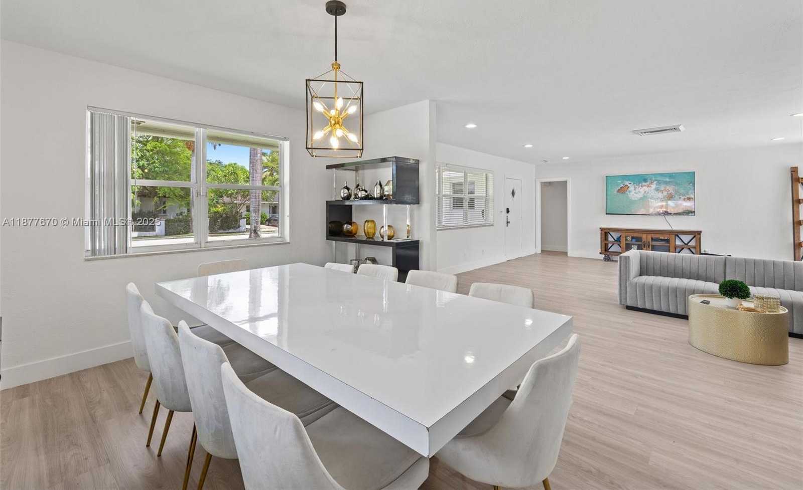 Small Image of 1254 POLK ST, Hollywood Number 13