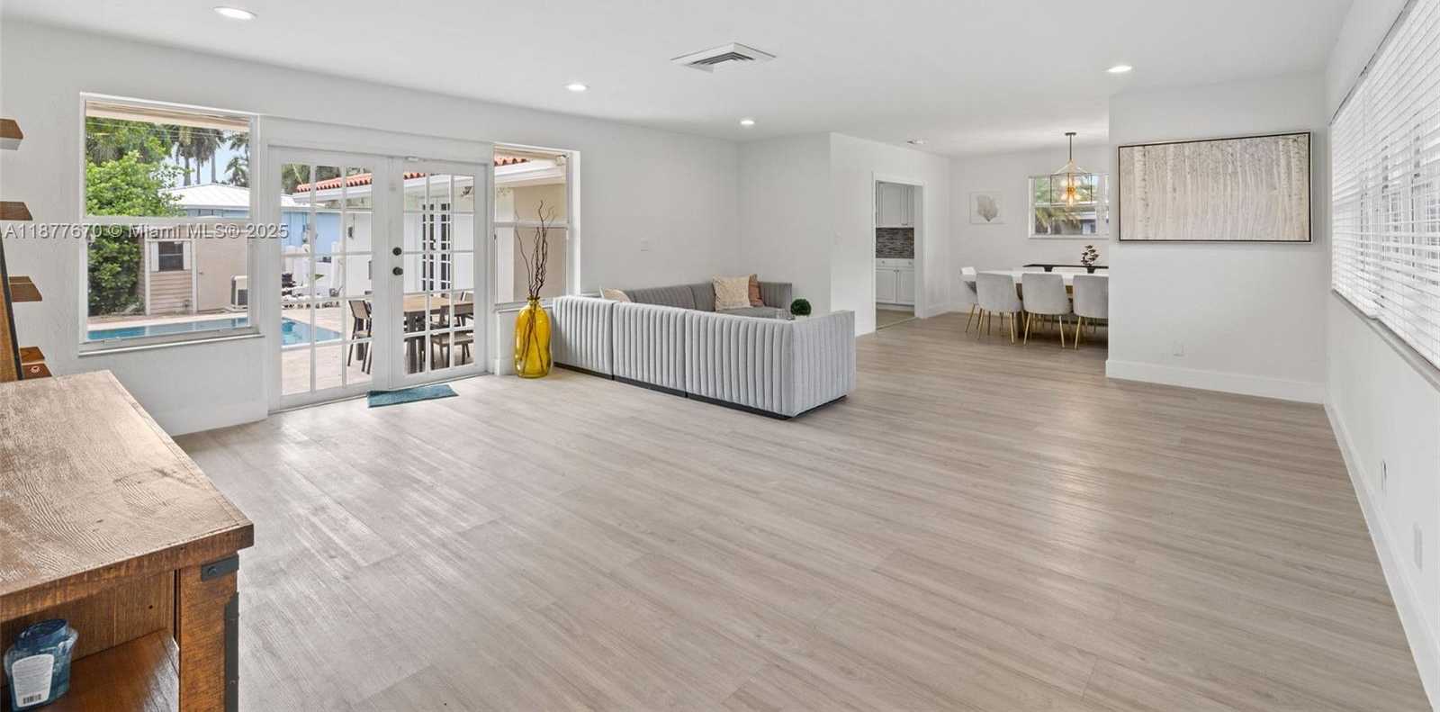 Small Image of 1254 POLK ST, Hollywood Number 2