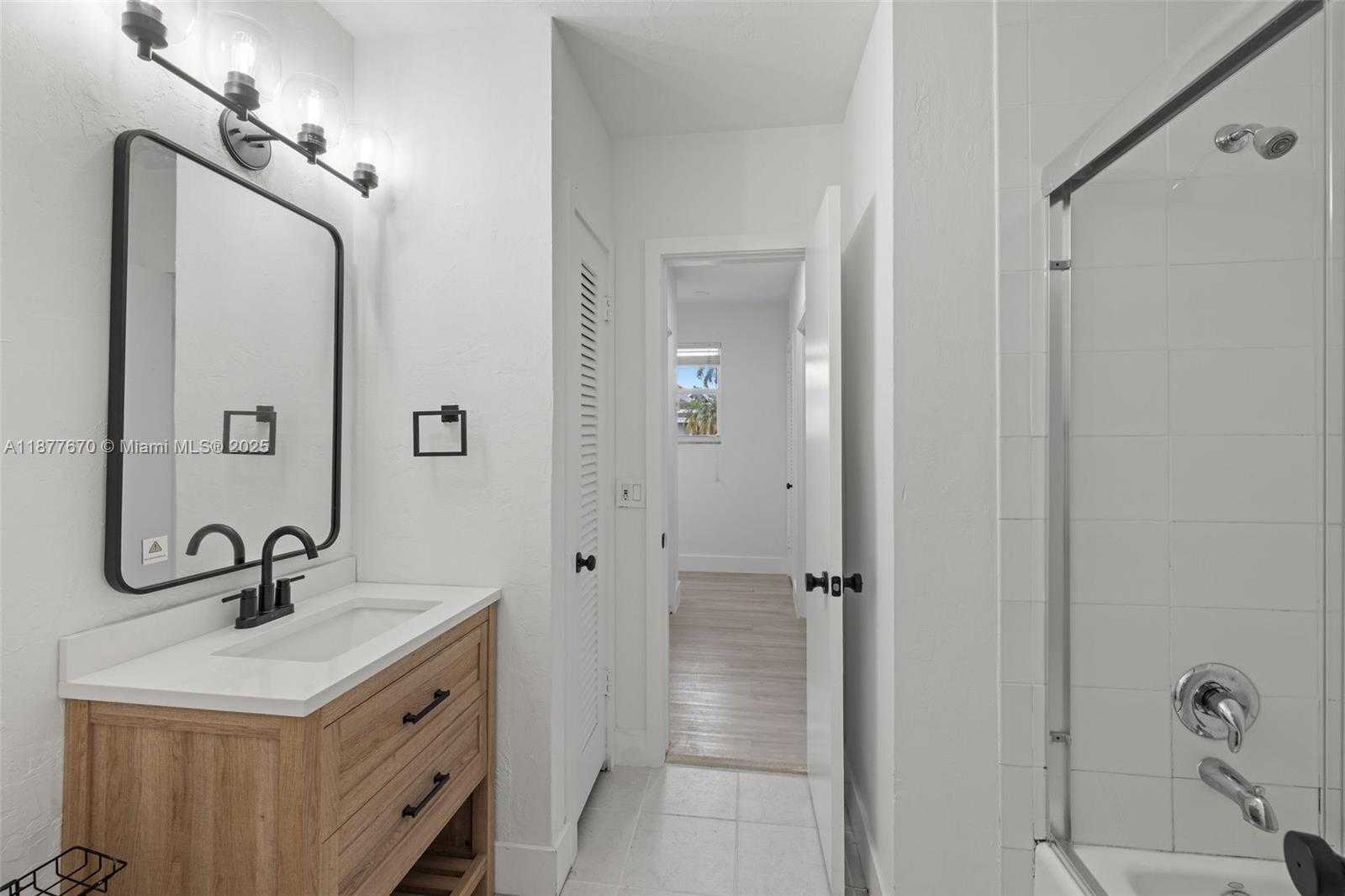 Small Image of 1254 POLK ST, Hollywood Number 24