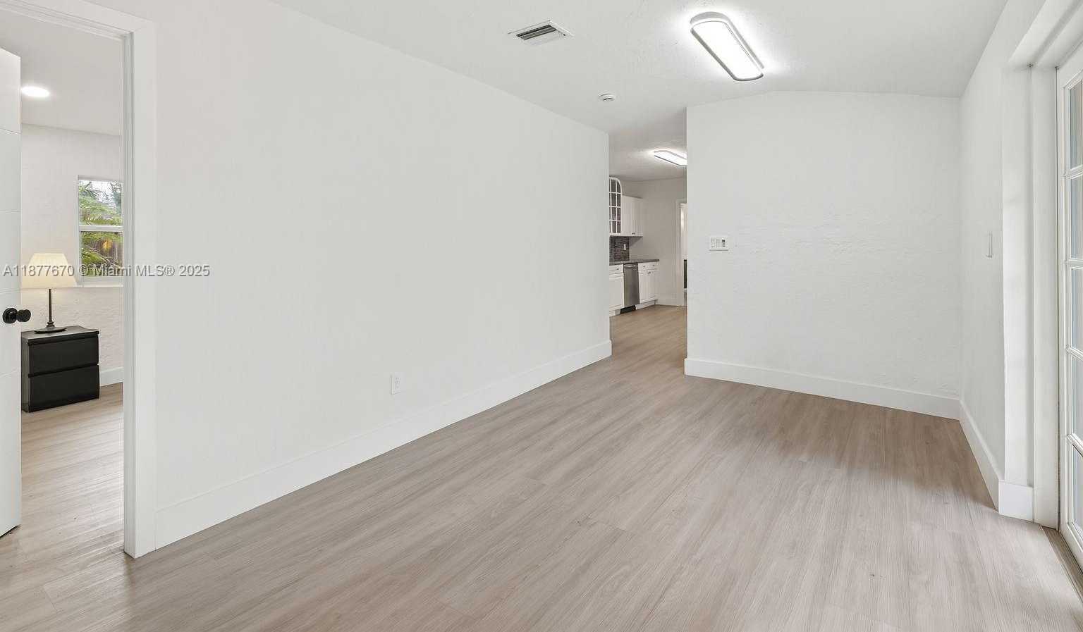 Small Image of 1254 POLK ST, Hollywood Number 8