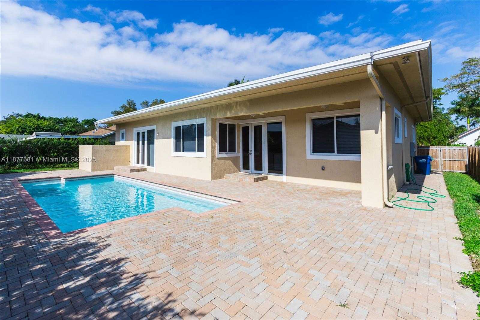 Small Image of 13454 SOUTH WEST 91ST TER, Miami Number 13