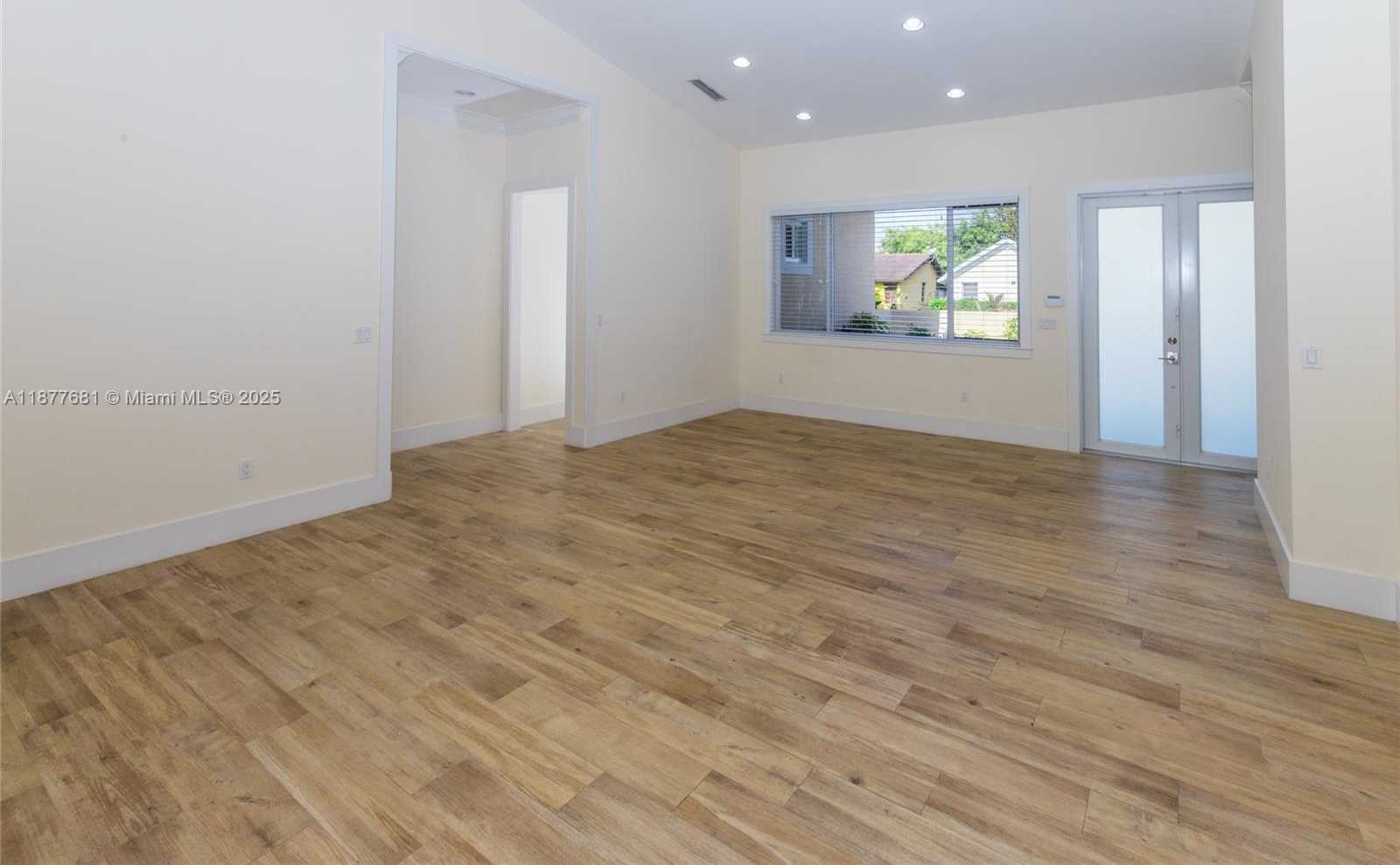 Small Image of 13454 SOUTH WEST 91ST TER, Miami Number 15