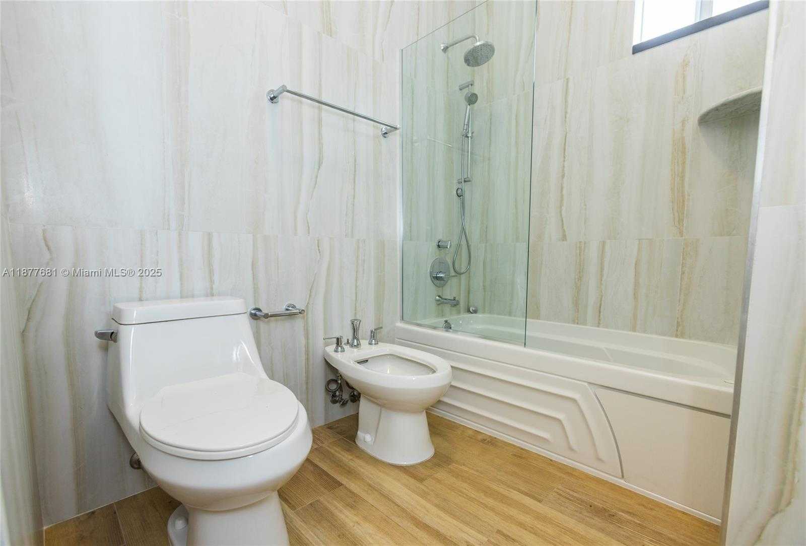 Small Image of 13454 SOUTH WEST 91ST TER, Miami Number 22