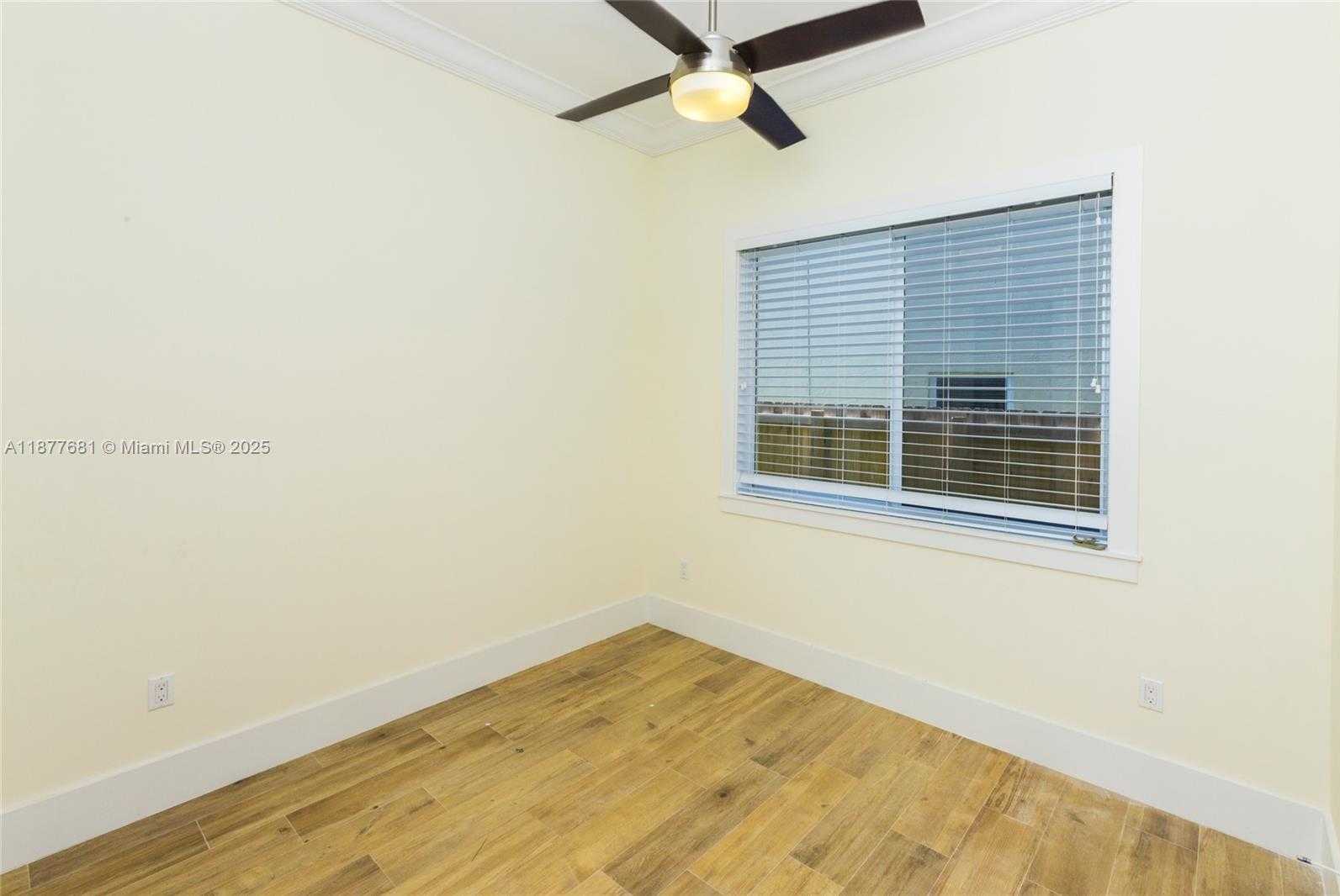 Small Image of 13454 SOUTH WEST 91ST TER, Miami Number 26