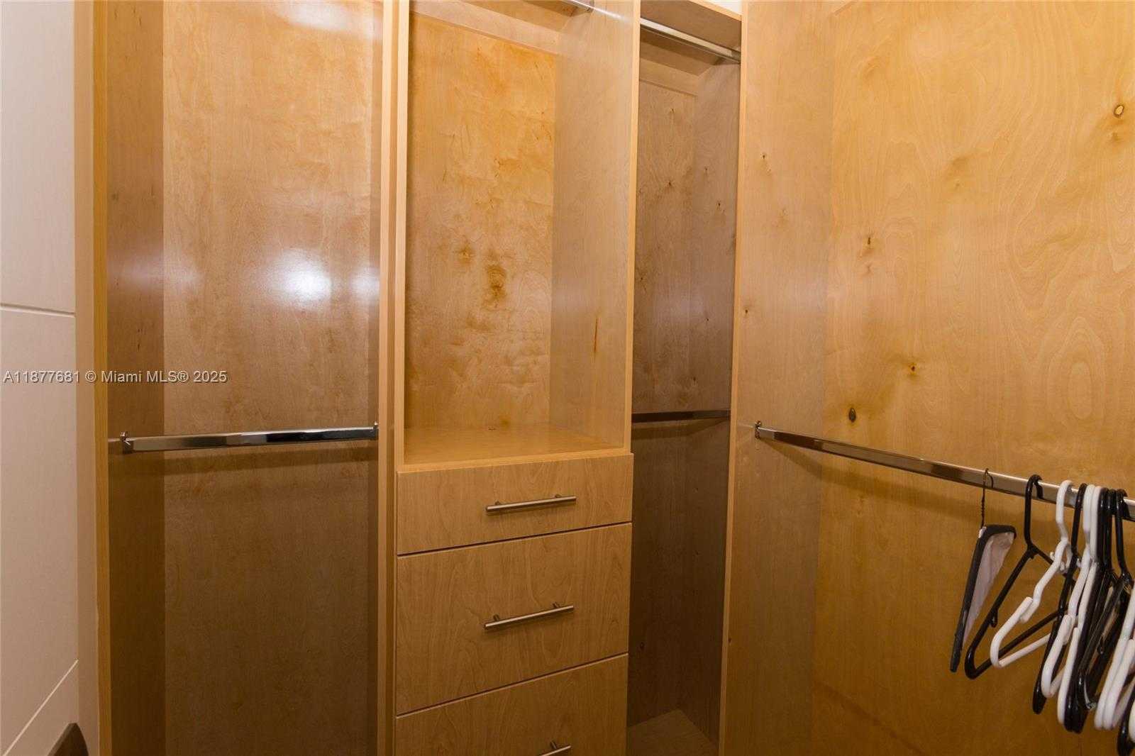 Small Image of 13454 SOUTH WEST 91ST TER, Miami Number 29
