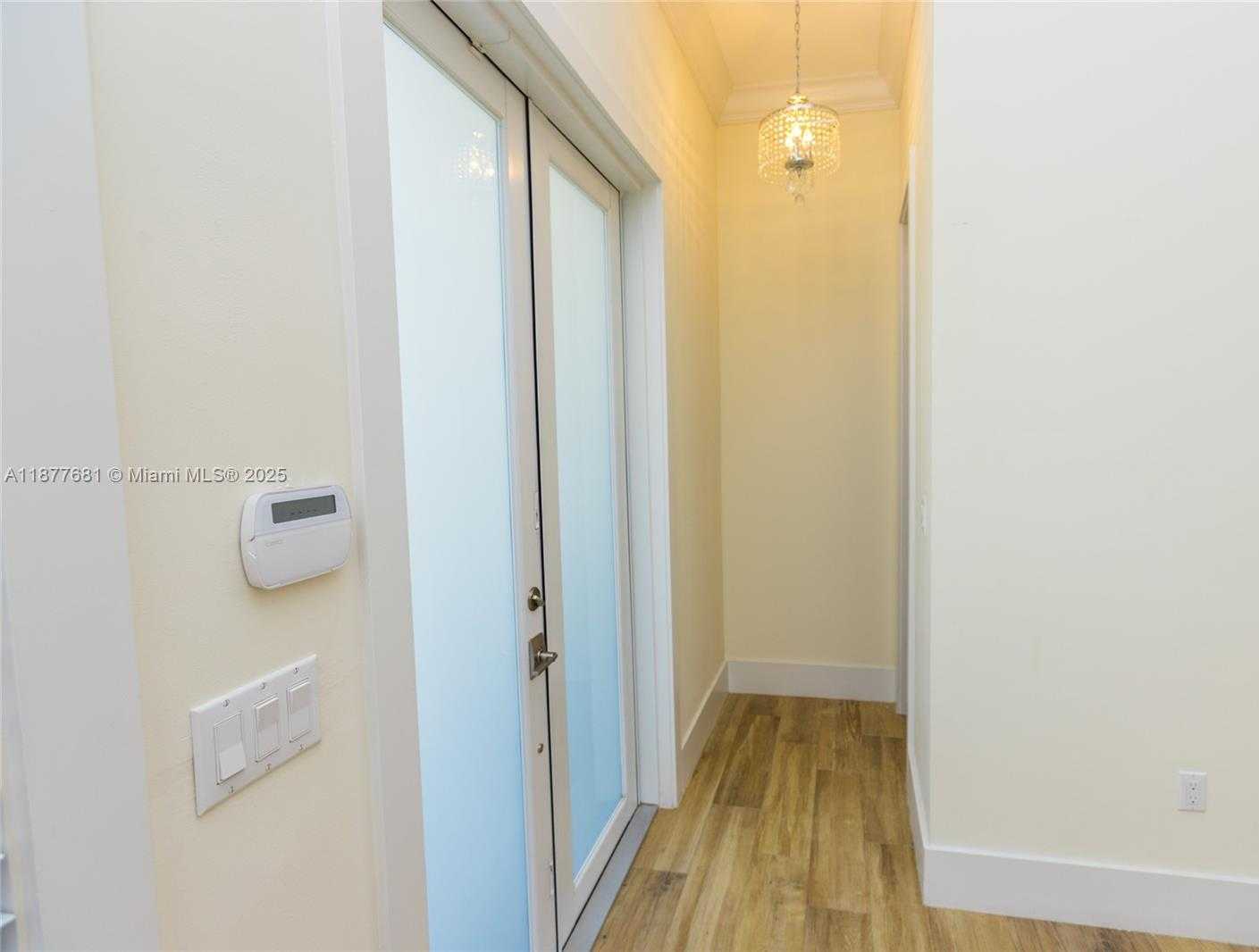 Small Image of 13454 SOUTH WEST 91ST TER, Miami Number 33