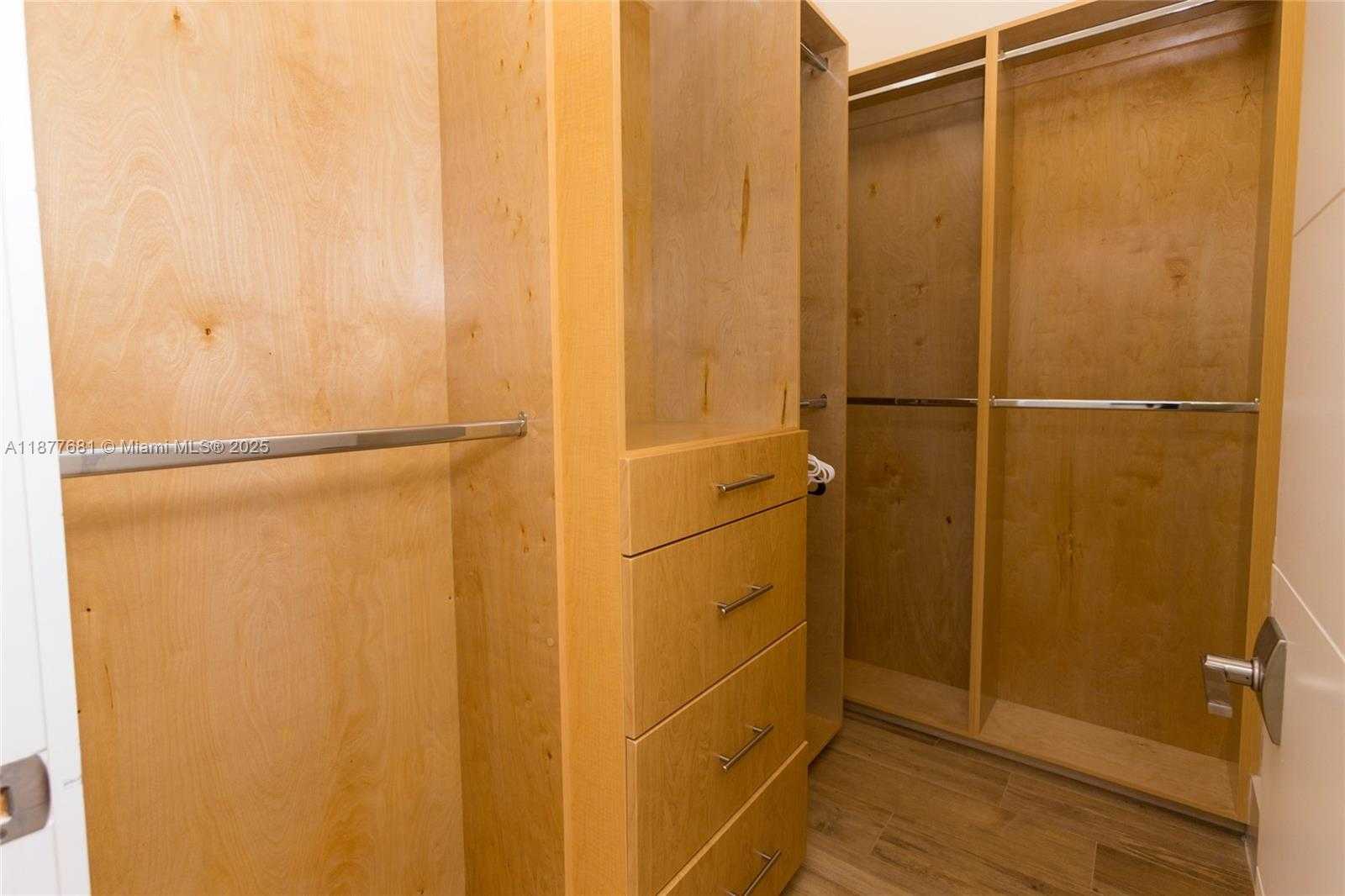 Small Image of 13454 SOUTH WEST 91ST TER, Miami Number 38