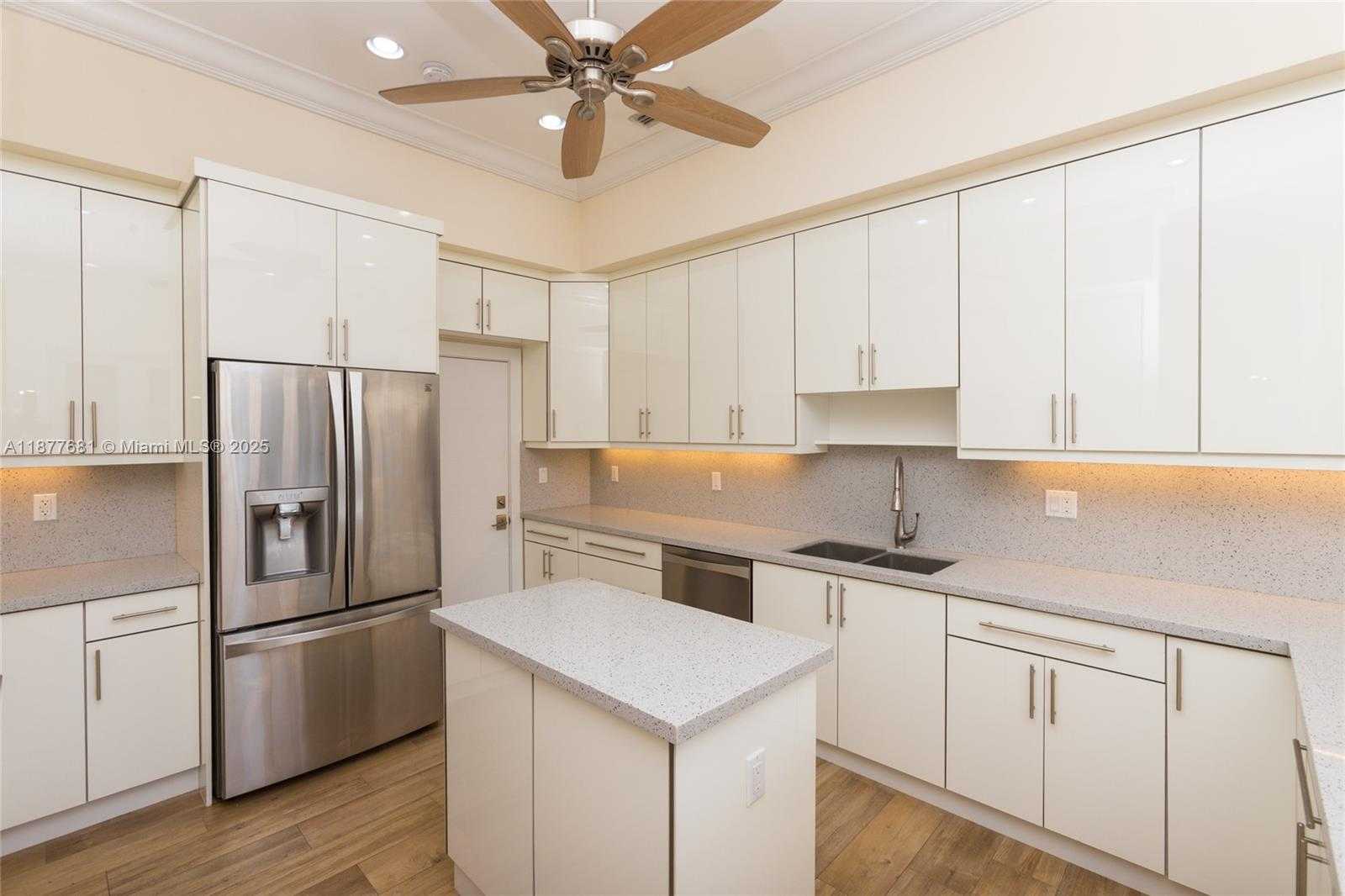 Small Image of 13454 SOUTH WEST 91ST TER, Miami Number 43