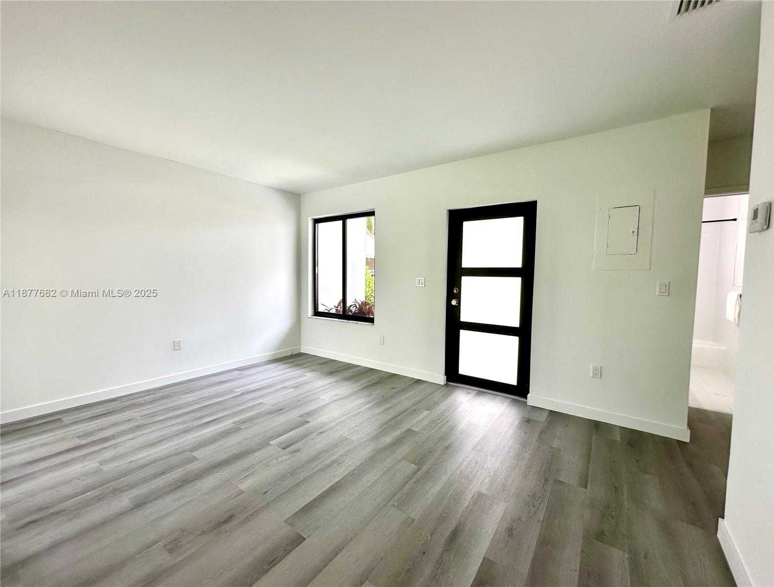 Small Image of 7464 SOUTH WEST 21ST ST, Miami Number 9