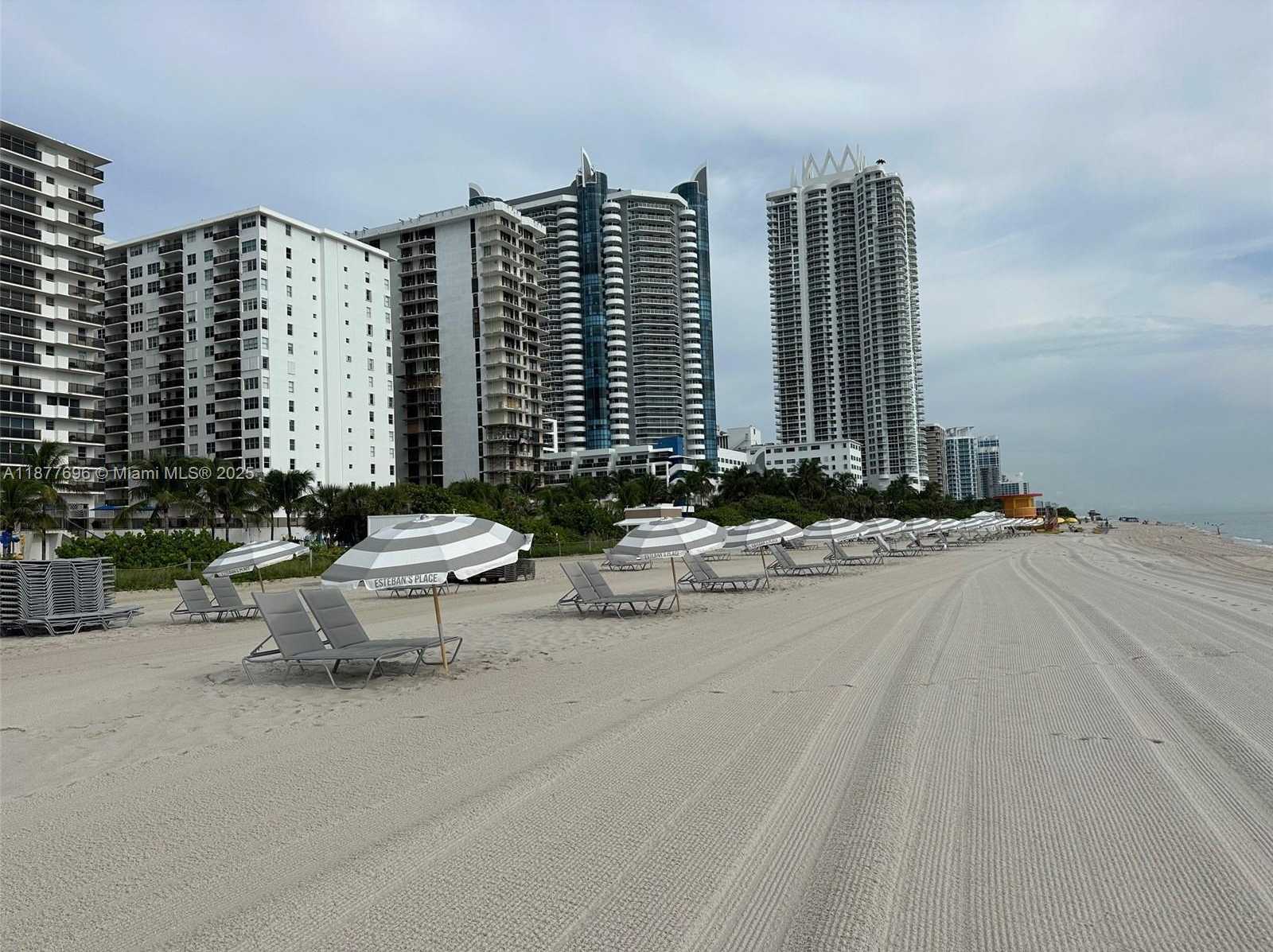 Small Image of 6039 COLLINS AVE #PH21, Miami Beach Number 39
