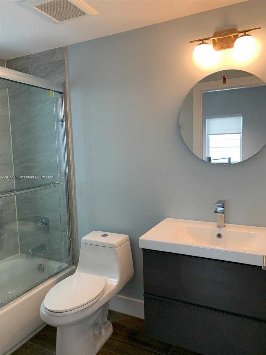 Small Image of 1521 MICHIGAN AVE #06, Miami Beach Number 6