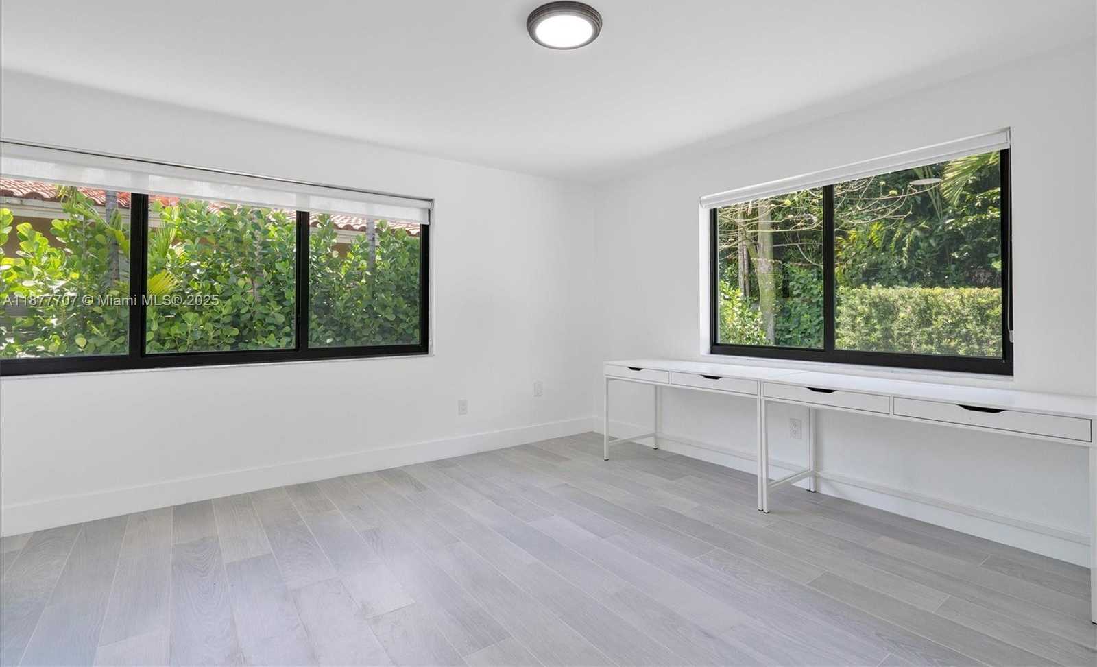 Small Image of 1245 NORTH EAST 85 ST, Miami Number 17