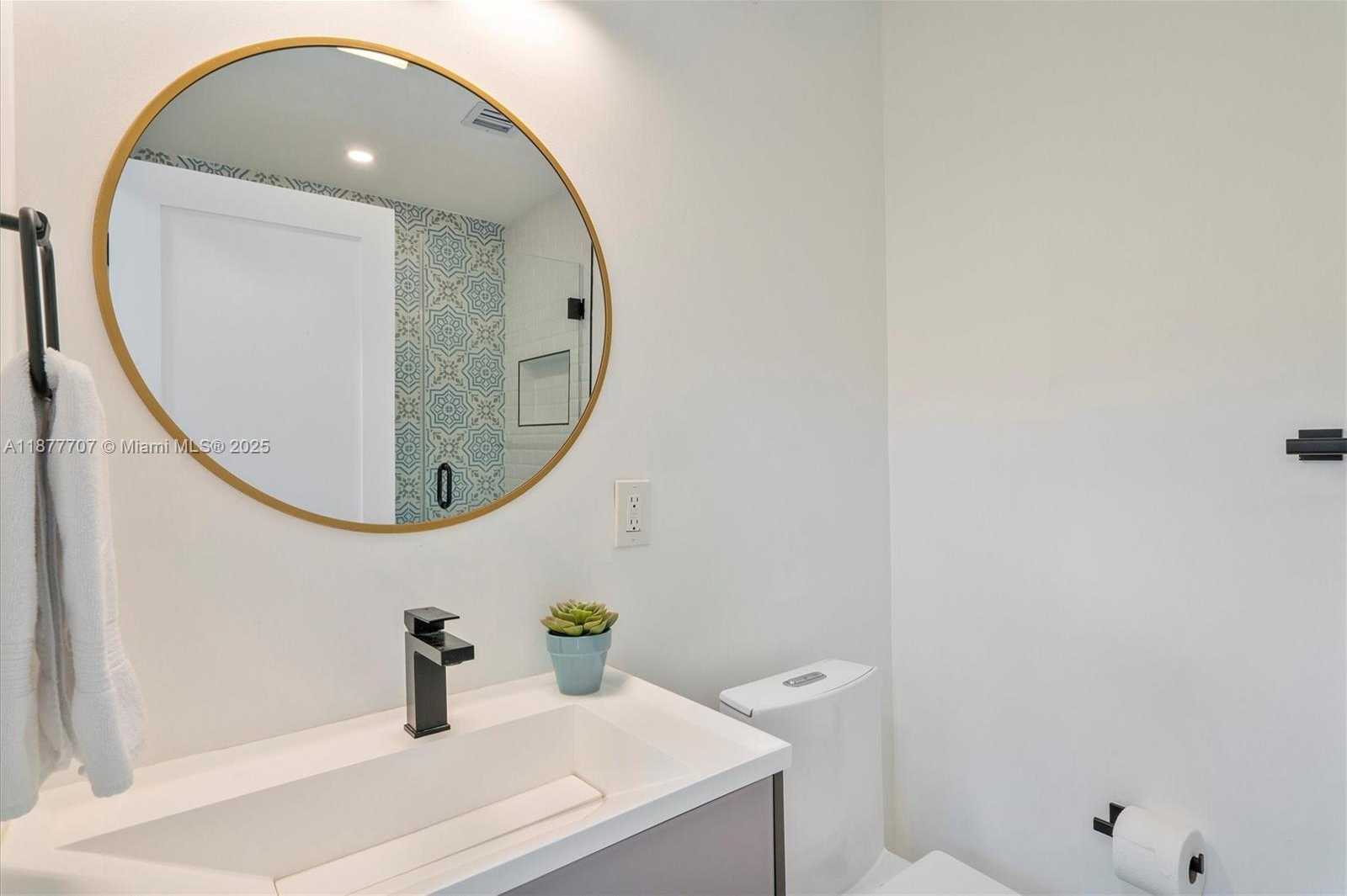 Small Image of 1245 NORTH EAST 85 ST, Miami Number 18