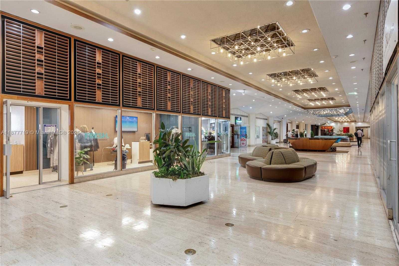 Small Image of 825 BRICKELL BAY DR #850, Miami Number 18