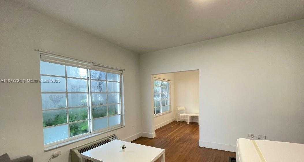 Small Image of 1602 MERIDIAN AVE #17, Miami Beach Number 2