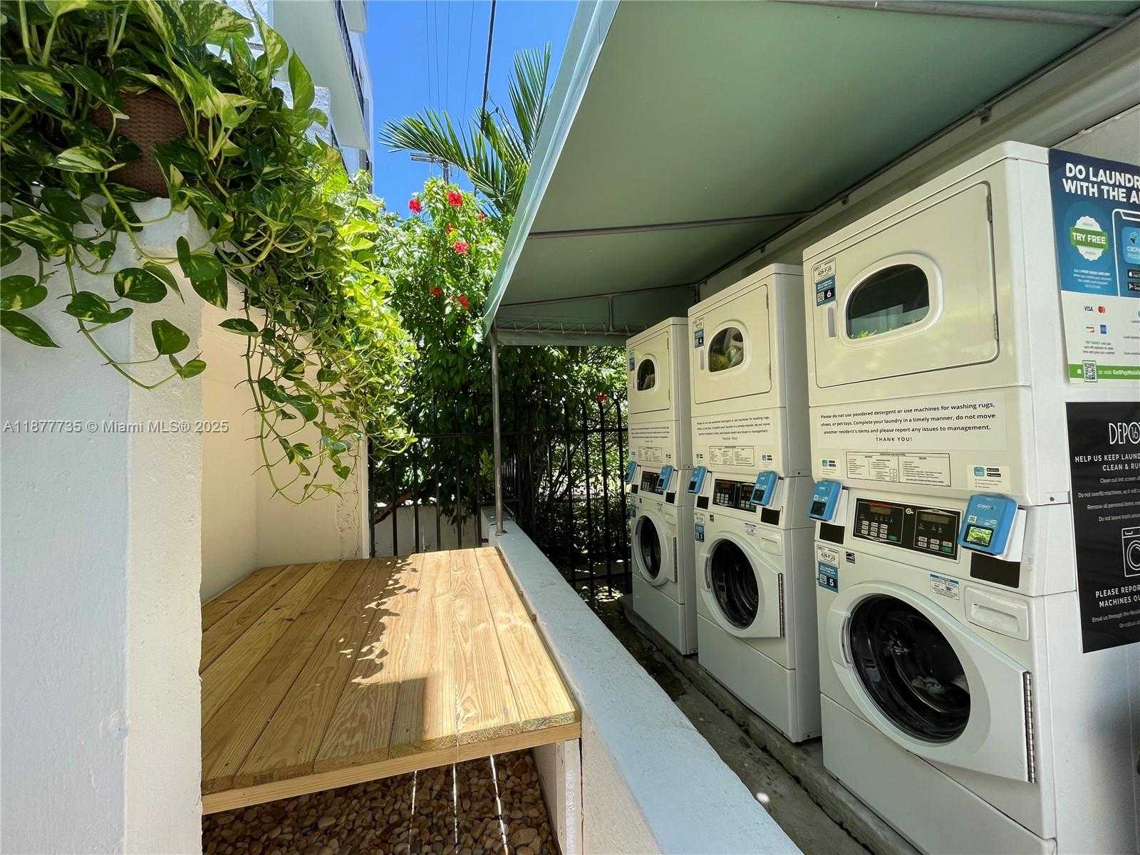 Small Image of 1602 MERIDIAN AVE #17, Miami Beach Number 6