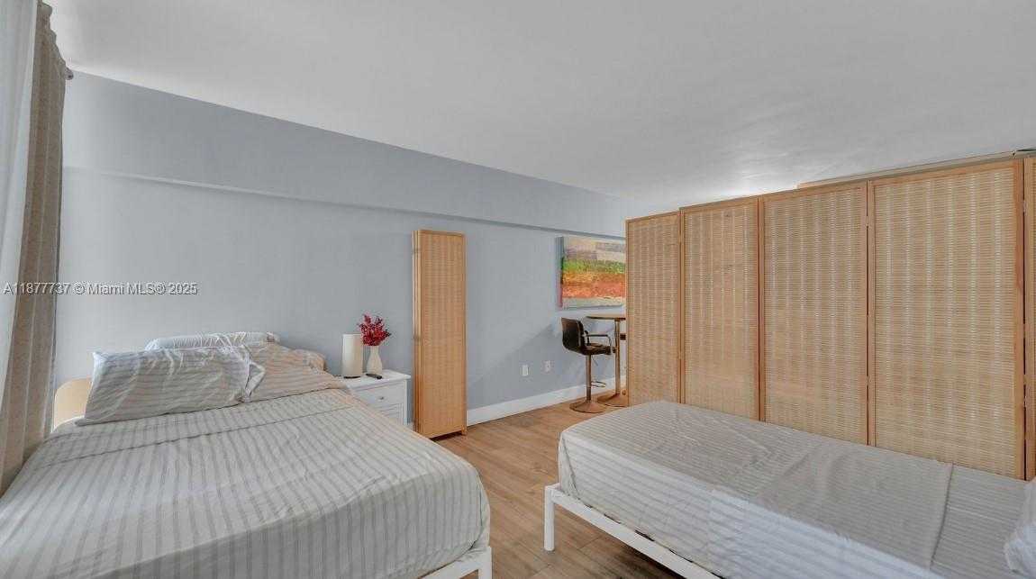 Small Image of 1400 PENNSYLVANIA AVE #15, Miami Beach Number 11