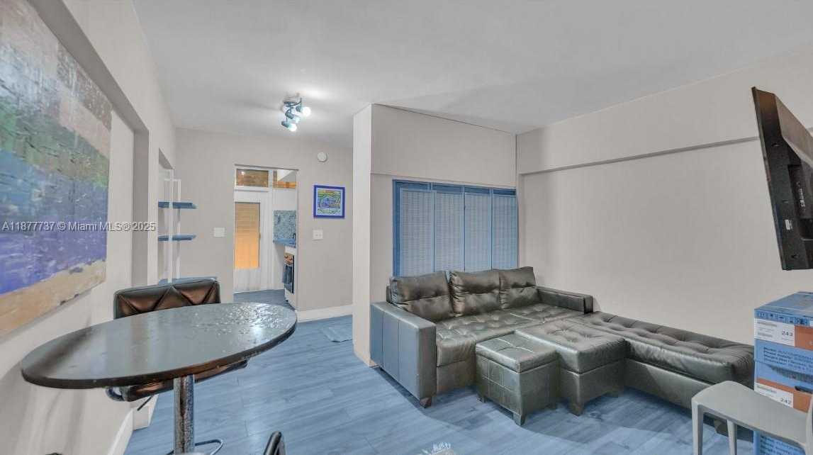 Small Image of 1400 PENNSYLVANIA AVE #15, Miami Beach Number 8