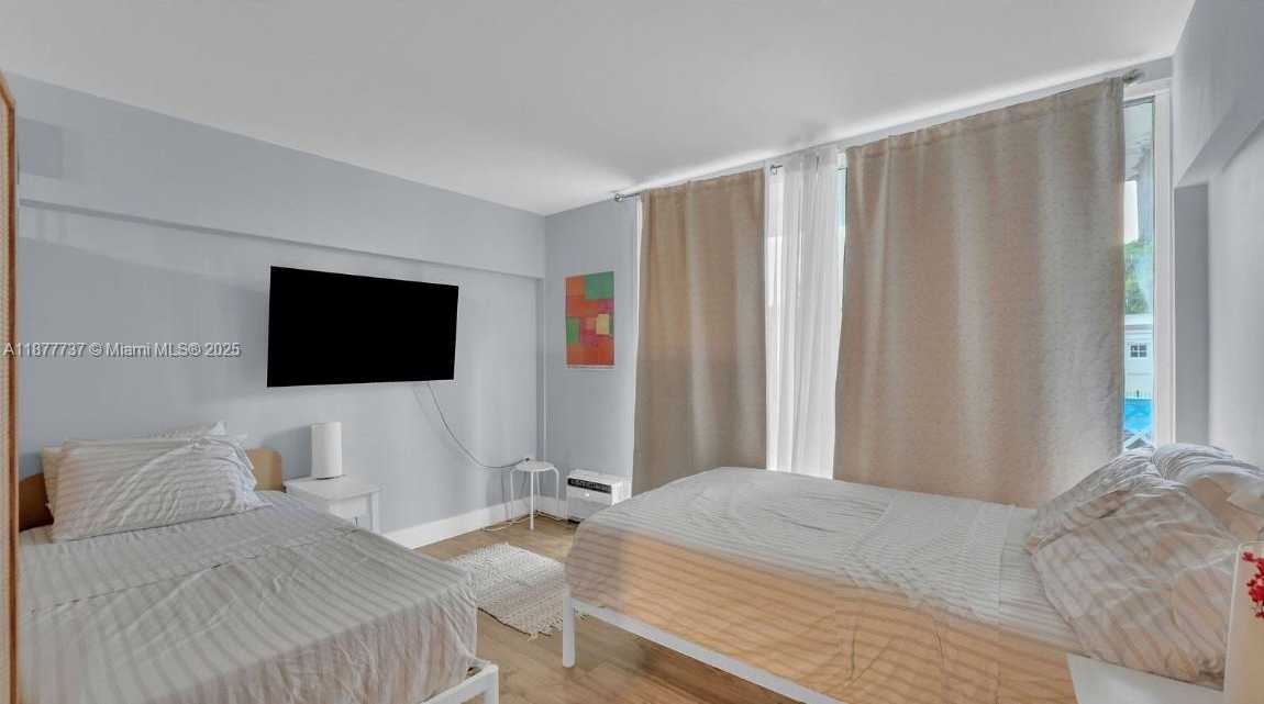 Small Image of 1400 PENNSYLVANIA AVE #15, Miami Beach Number 9