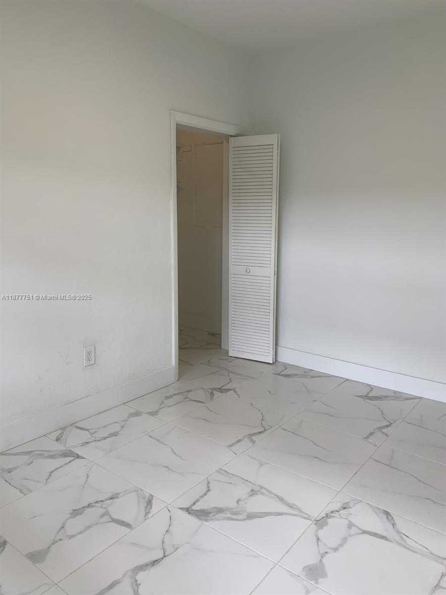 Small Image of 1615 JEFFERSON AVE #3, Miami Beach Number 4