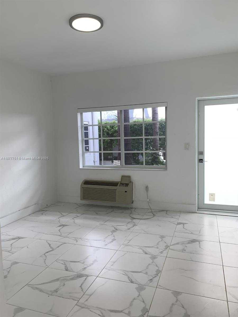 Small Image of 1615 JEFFERSON AVE #3, Miami Beach Number 7