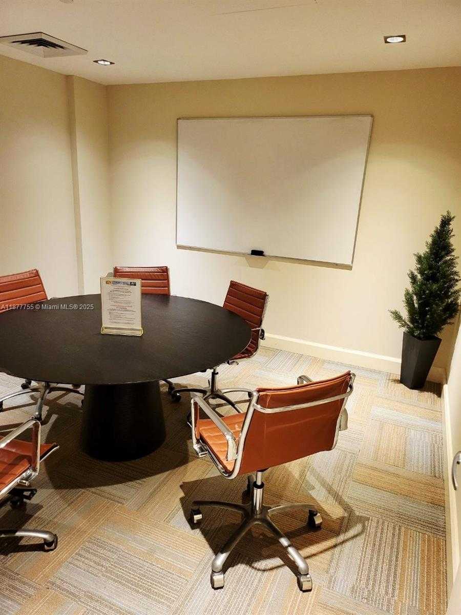 Small Image of 950 BRICKELL BAY DR #4005, Miami Number 11