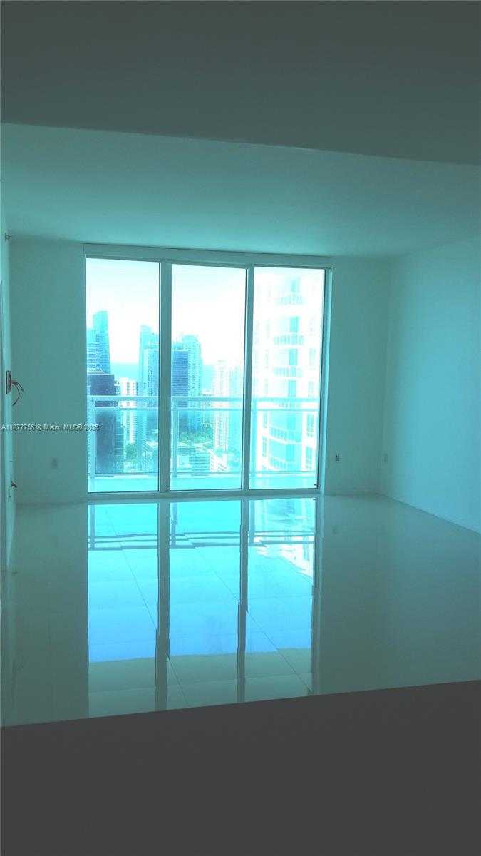 Small Image of 950 BRICKELL BAY DR #4005, Miami Number 4