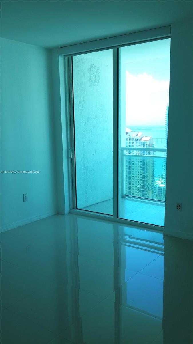 Small Image of 950 BRICKELL BAY DR #4005, Miami Number 5
