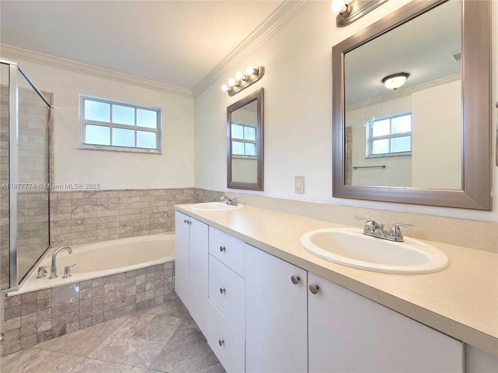 Small Image of 199 NORTH WEST 152ND AVE, Pembroke Pines Number 22