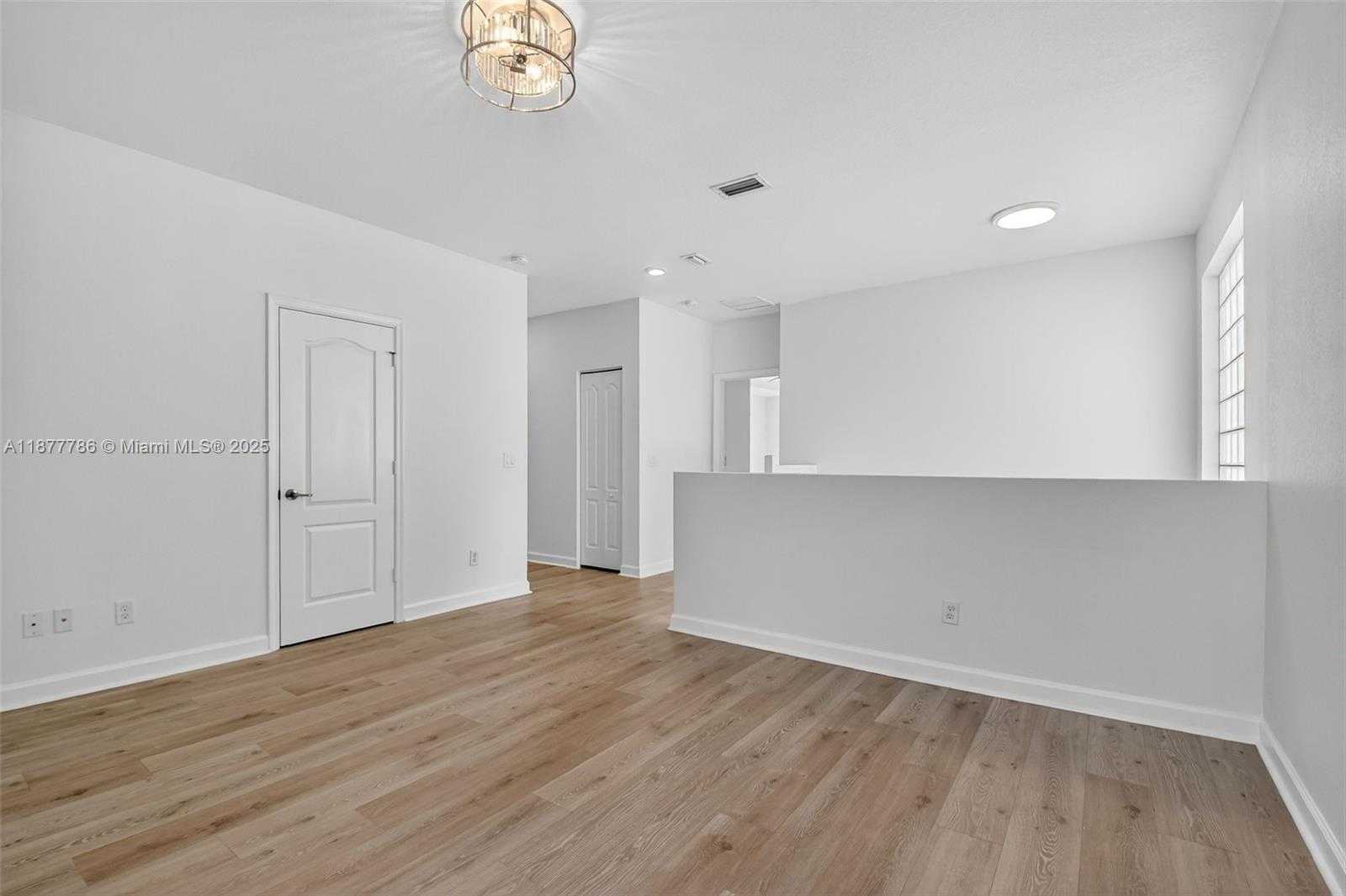 Small Image of 7176 SANDGRACE LN, Lake Worth Number 41